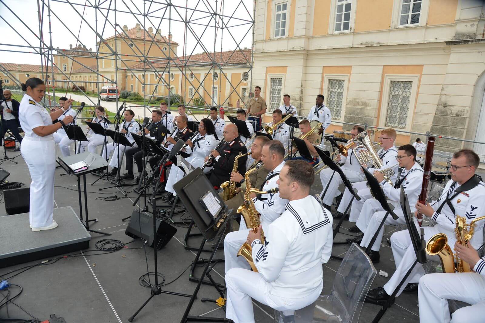 Al Real Sito di Carditello una Giornata di Storia, Arte, Musica e Amicizia con la Fondazione Muto e il Gruppo Petrone (11)